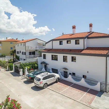 Apartmani Villa Gordana Pula Exterior photo